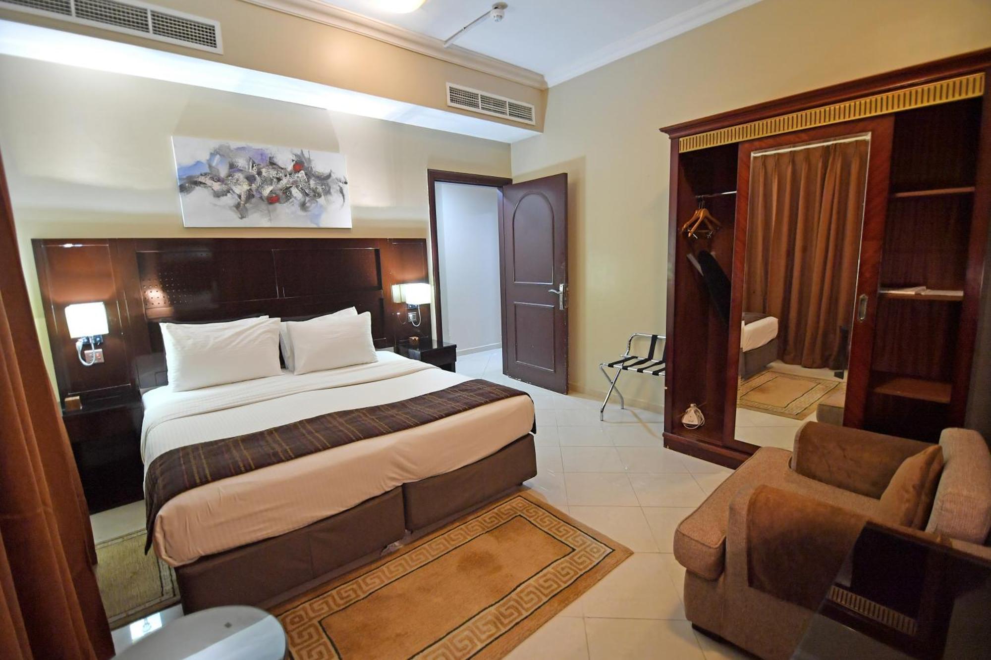 เอ็มมิเรท สตาร์ โฮเต็ล อพาร์ทเม้นท์ ซาร์จาฮ์ Aparthotel ชาร์จาห์ ภายนอก รูปภาพ