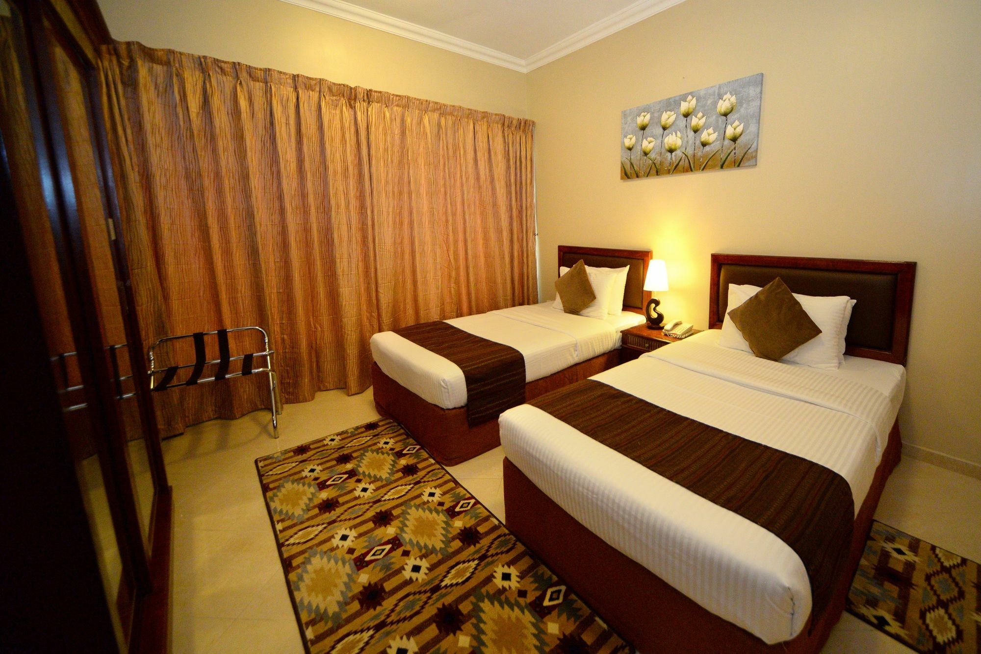 เอ็มมิเรท สตาร์ โฮเต็ล อพาร์ทเม้นท์ ซาร์จาฮ์ Aparthotel ชาร์จาห์ ภายนอก รูปภาพ